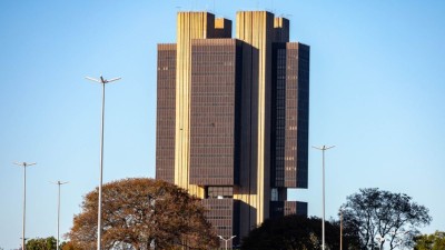 A taxa de câmbio para a venda será baseada na Ptax de 10h  (Imagem: Shutterstock)