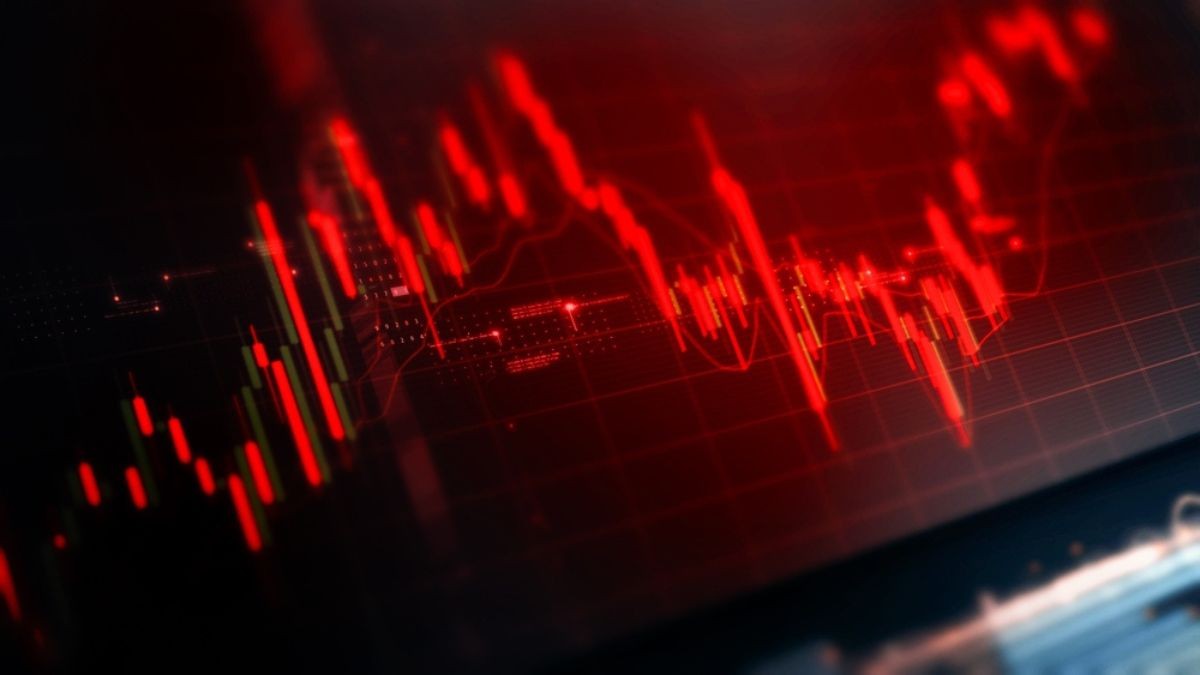 O dólar comercial disparou 0,89%, encerrando a R$ 5,695 (Imagem: Shutterstock)