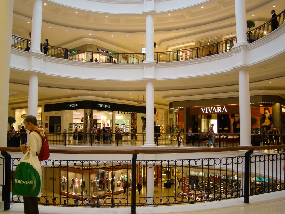 Pátio Higienópolis é um dos principais shoppings da cidade de São Paulo (Imagem: Shuttertock) Pátio Higienópolis é um dos principais shoppings da cidade de São Paulo (Imagem: Shuttertock)