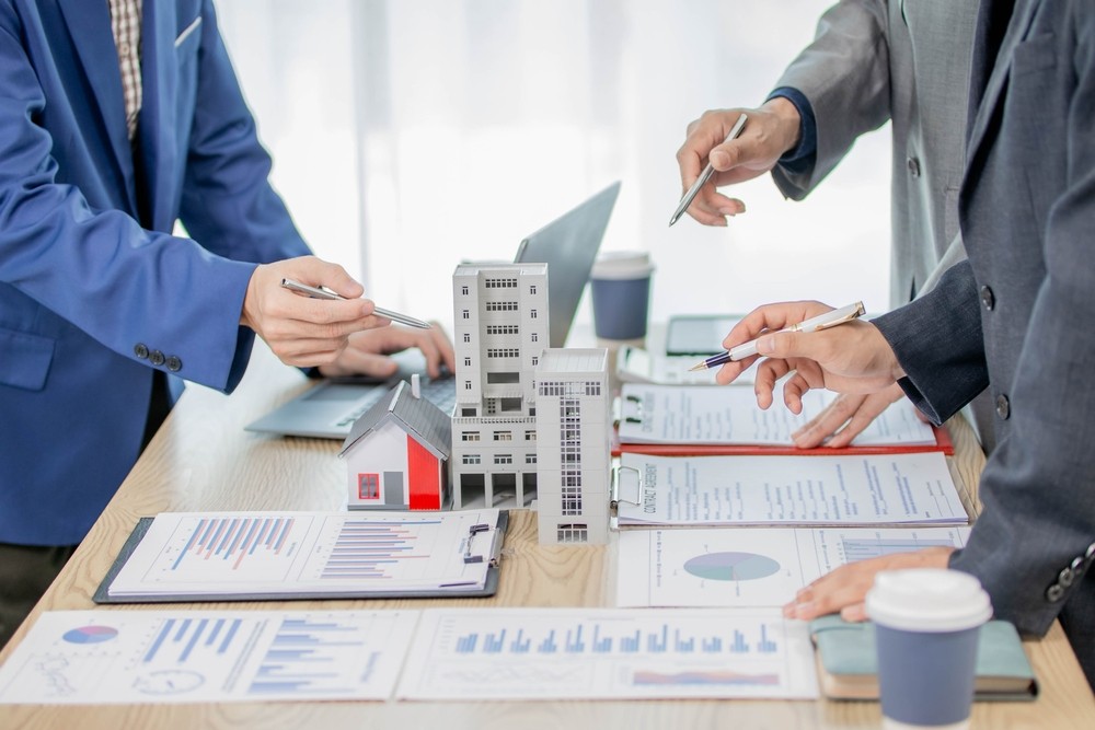 Setor de construção civil é um dos mais importantes da economia brasileira (Imagem: Shutterstock) Setor de construção civil é um dos mais importantes da economia brasileira (Imagem: Shutterstock)