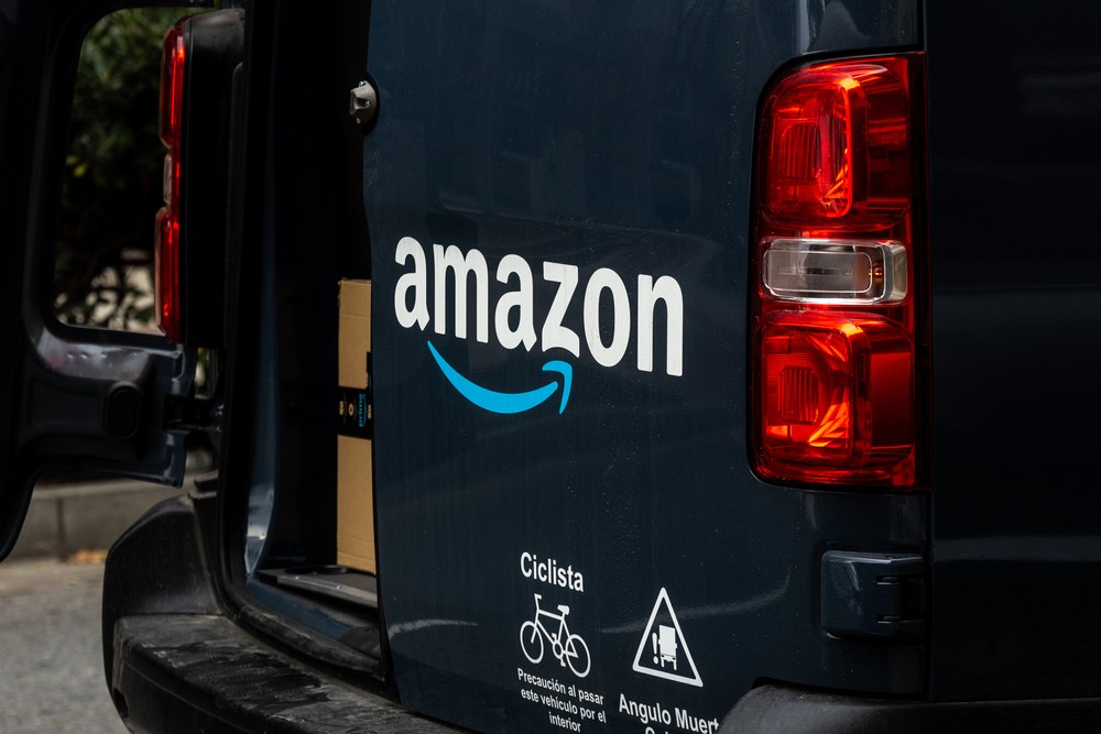 Amazon é um e-commerce fundados nos EUA que se expandiu para vários países (Imagem: Shutterstock) Amazon é um e-commerce fundados nos EUA que se expandiu para vários países (Imagem: Shutterstock)