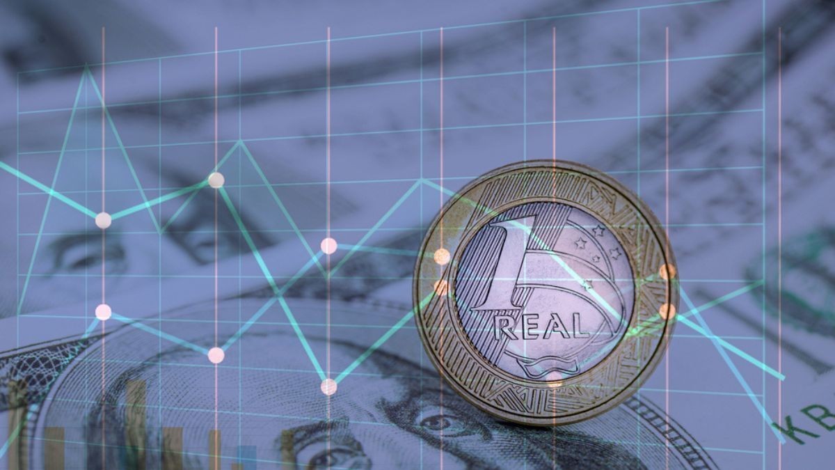 A expectativa para o dólar em 2025 ficou em R$ 5,77 (Imagem: Shutterstock) A expectativa para o dólar em 2025 ficou em R$ 5,77 (Imagem: Shutterstock)