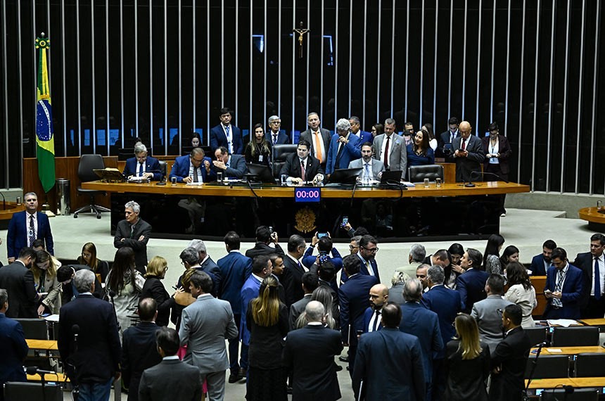 Entidades do setor elétrico calculam o tamanho do rombo aos consumidores (Imagem: Andressa Anholete/ Agência Senado)
