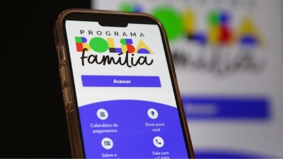 Mais de 20,5 milhões de famílias receberam o Bolsa Família em junho (Imagem: Shutterstock) Mais de 20,5 milhões de famílias receberam o Bolsa Família em junho (Imagem: Shutterstock)