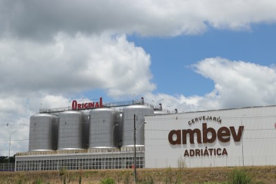 Ambev é uma das marcas mais valiosas do país, com atuação especial no setor de bebidas alcoólicas (Imagem: Shutterstock) Ambev é uma das marcas mais valiosas do país, com atuação especial no setor de bebidas alcoólicas (Imagem: Shutterstock)