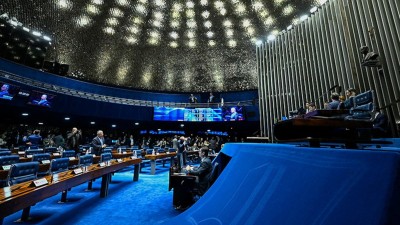 Governo Lula estimava arrecadar R$ 10 bilhões com o aumento do IOF (Imagem: Andressa Anholete/ Agência Senado)