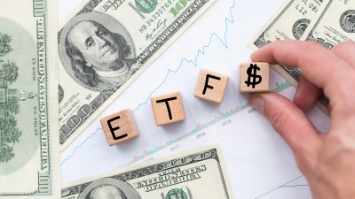 Analistas miram 7 ETFs de dividendos estáveis em 2025 (Imagem: Shutterstock)