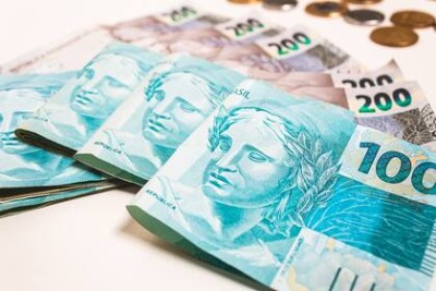 Real brasileiro é a dívida mais importante da América do Sul (Imagem: Shutterstock) Real brasileiro é a dívida mais importante da América do Sul (Imagem: Shutterstock)