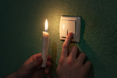 Alta da energia elétrica deve impactar a inflação do mês, segundo corretora (Imagem: Shutterstock) Alta da energia elétrica deve impactar a inflação do mês, segundo corretora (Imagem: Shutterstock)