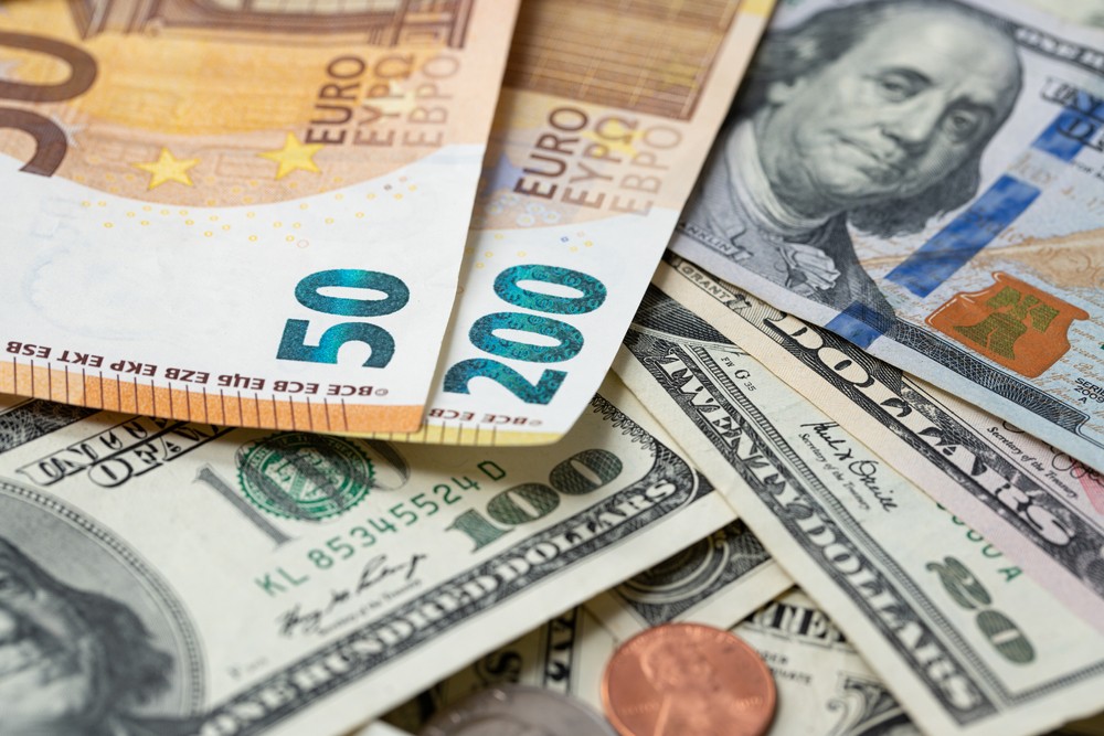 Investimentos poderão ser realizados direto pelo aplicativo (Imagem: Shutterstock) Investimentos poderão ser realizados direto pelo aplicativo (Imagem: Shutterstock)