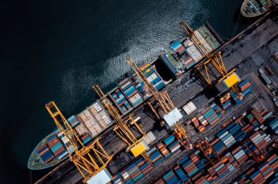 O saldo da balança comercial brasileira somou US$ 30,093 bilhões (Imagem: Shutterstock)