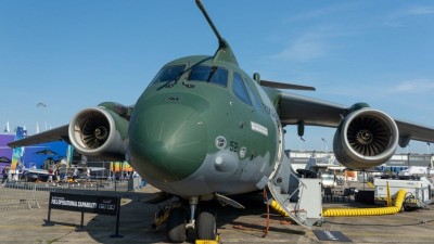 O BTG Pactual destaca o movimento da Embraer na aviação comercial (Imagem: Shutterstock) O BTG Pactual destaca o movimento da Embraer na aviação comercial (Imagem: Shutterstock)