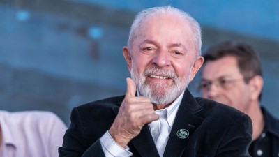 Nos cenários simulados de primeiro turno, o atual presidente demonstra força eleitoral (Imagem: Shutterstock)