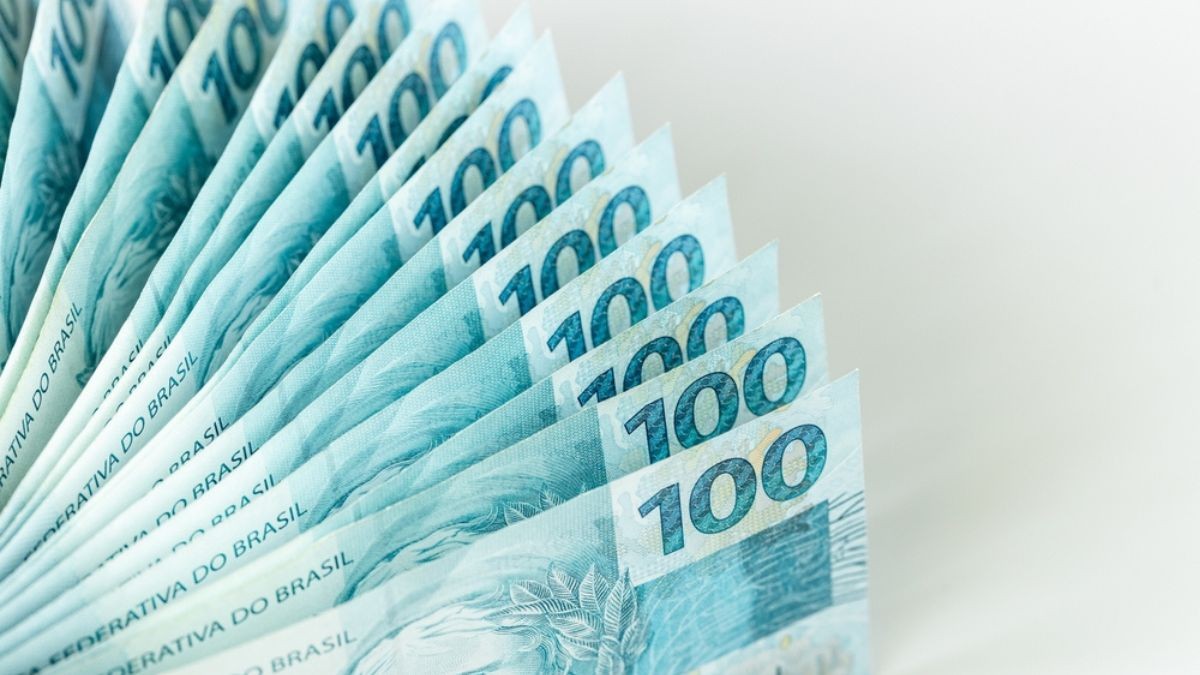 Somente em maio, foram sacados R$ 315 milhões por correntistas que haviam se esquecido dos recursos (Imagem: Shutterstock) Somente em maio, foram sacados R$ 315 milhões por correntistas que haviam se esquecido dos recursos (Imagem: Shutterstock)