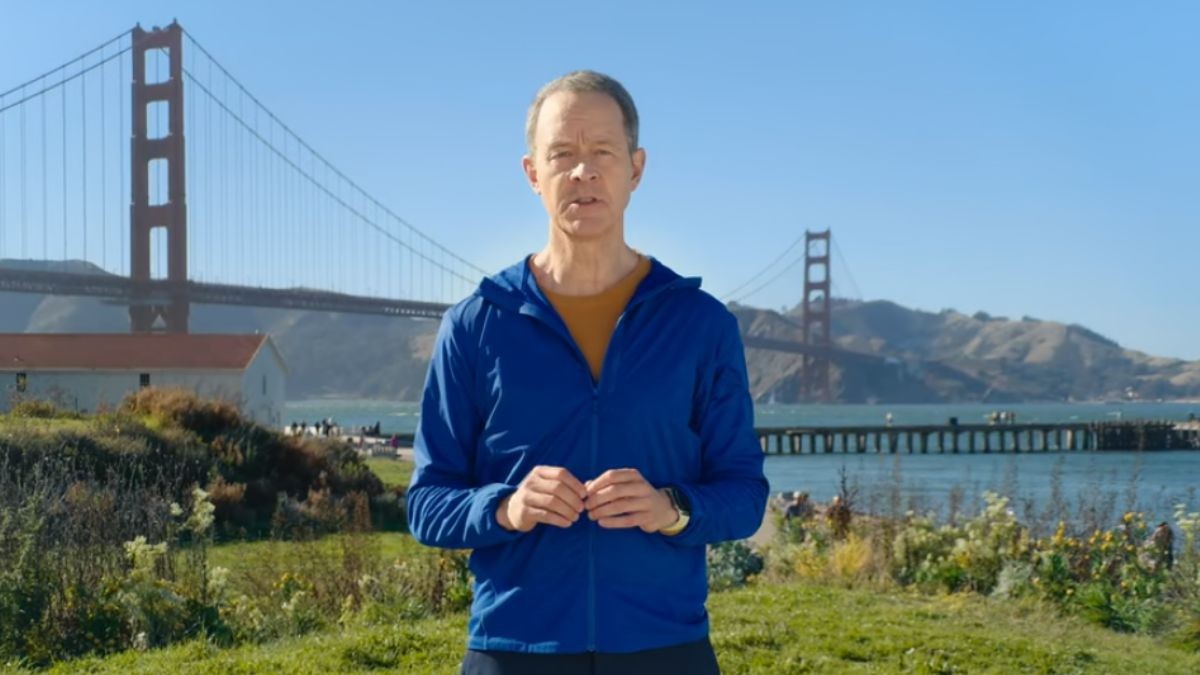 Jeff Williams apresentou o Apple Watch Series 10, em setembro de 2024 (Imagem: Reprodução/Apple)