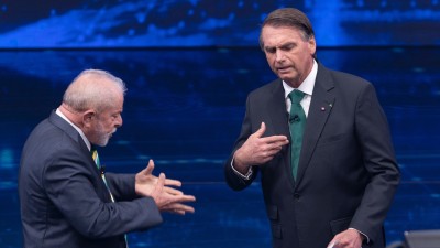 No curto prazo, o Ibovespa segue em forte queda diante do estresse político (Imagem: Shutterstock)