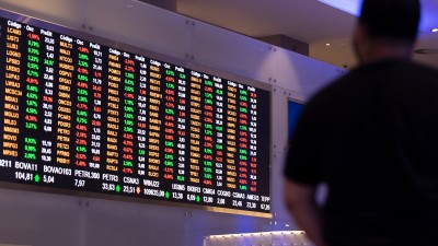 Ibovespa flerta os 134 mil pontos, apesar da derrocada da VALE3 (Imagem: Shutterstock) Ibovespa flerta os 134 mil pontos, apesar da derrocada da VALE3 (Imagem: Shutterstock)