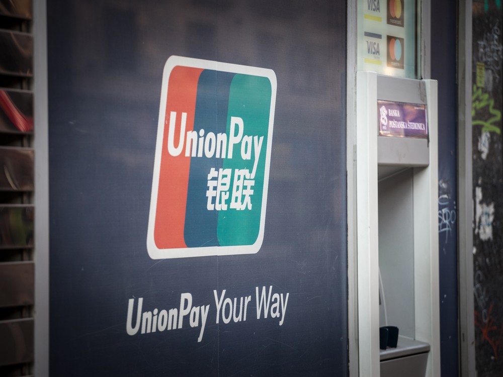 UnionPay já é aceito em centenas de países, inclusive no Brasil (Imagem: Shutterstock) UnionPay já é aceito em centenas de países, inclusive no Brasil (Imagem: Shutterstock)