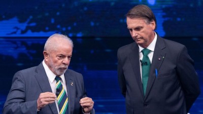 O Datafolha também simulou cenários envolvendo membros da família Bolsonaro (Imagem: Shutterstock)