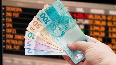 Saída líquida dos gringos foi de R$ 6,27 bilhões em julho de 2025 (Imagem: Shutterstock) Saída líquida dos gringos foi de R$ 6,27 bilhões em julho de 2025 (Imagem: Shutterstock)