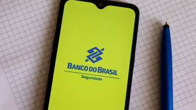 Dinheiro cairá na conta dos acionistas no dia 26 de agosto de 2025 (Imagem: Shutterstock)