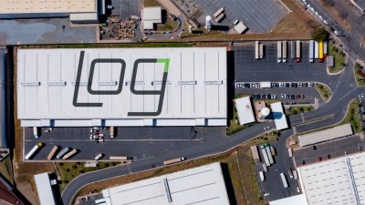 Log atua no desenvolvimento e locação de galpões logísticos (Imagem: Reprodução/Facebook) Log atua no desenvolvimento e locação de galpões logísticos (Imagem: Reprodução/Facebook)