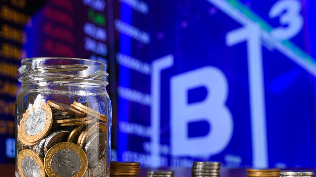 Todavia, o volume financeiro em renda variável na B3 já dá sinais de melhora (Imagem: Shuetterstock)