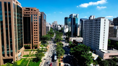 FIIs também podem comprar cotas de outros FIIs e acumular duplo desconto (Imagem: Shutterstock)