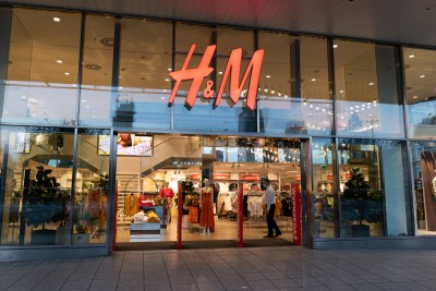 H&M está presente em diversos países do mundo e em mais de 10 mercados da América Latina (Imagem: Shutterstock) H&M está presente em diversos países do mundo e em mais de 10 mercados da América Latina (Imagem: Shutterstock)