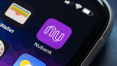 Nubank permite a negociação de 29 criptoativos no seu app (Imagem: Shutterstock)