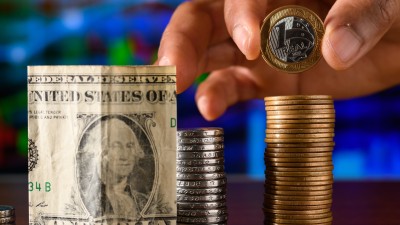 iShares MSCI Brazil ETF (EWZ) é uma forma de se investir no Ibovespa em dólar (Imagem: Shutetrstock) iShares MSCI Brazil ETF (EWZ) é uma forma de se investir no Ibovespa em dólar (Imagem: Shutetrstock)