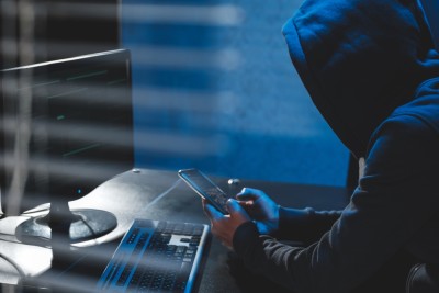 Essa é a segunda vez em poucas semanas que criminosos conseguem acessar contas (Imagem: Shutterstock)