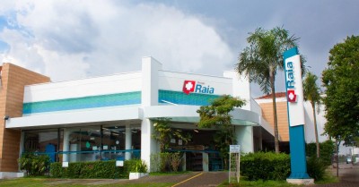 DrogaRaia é uma das maiores redes de farmácia do mundo (Imagem: Divulgação)