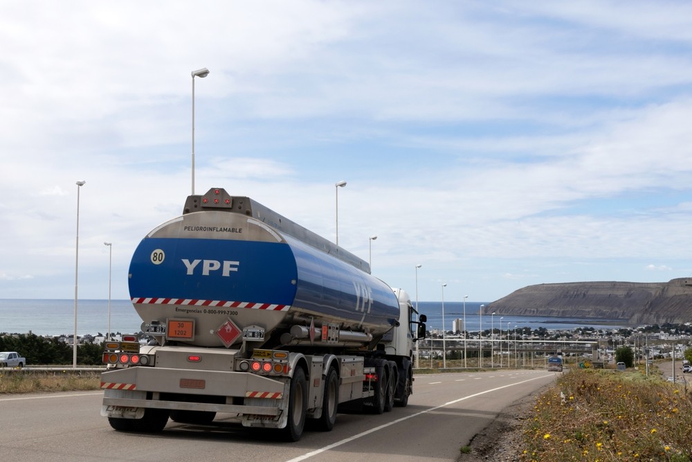 Estatal argentina, petroleira YPF é uma das empresas mais valiosas da América do Sul (Imagem: Shutterstock)