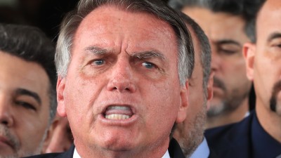 Bolsonaro terá de arcar com multa de quase R$ 350 mil (Imagem: Agência Brasil/ Lula Marques)