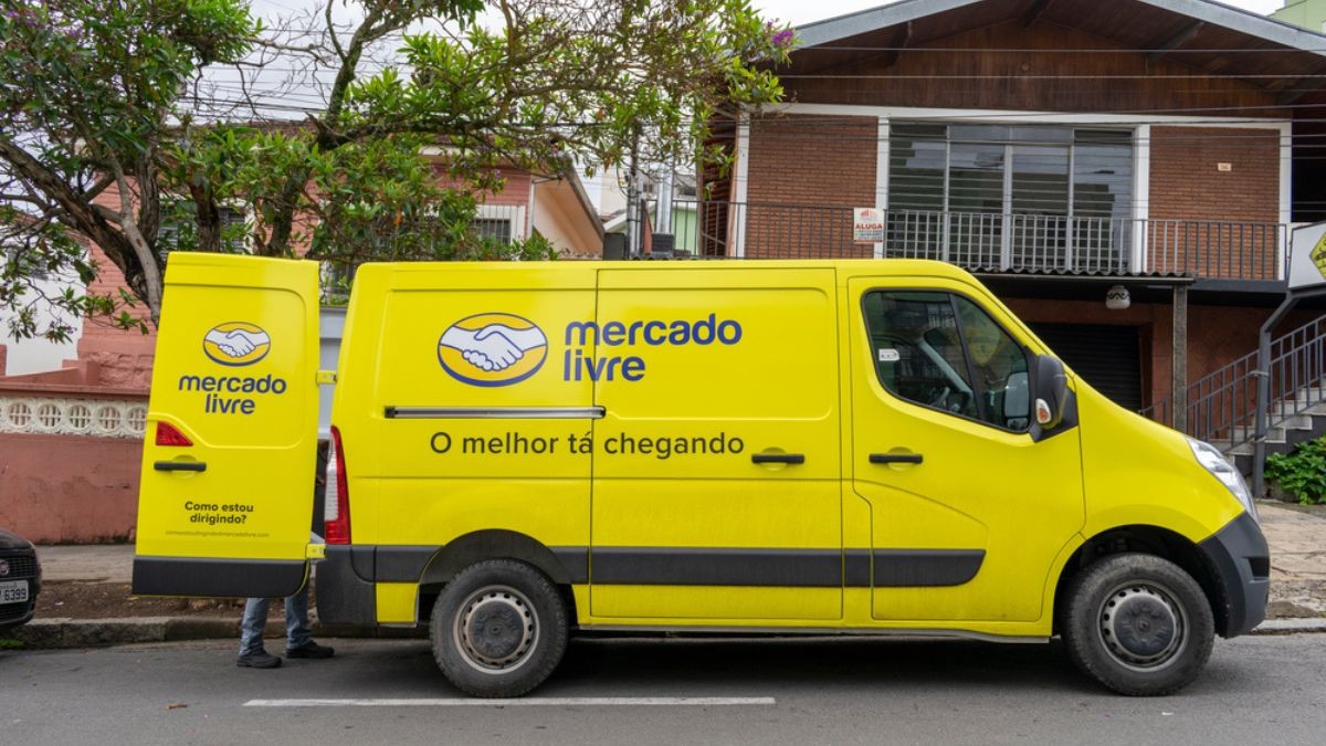 Com perfil corporativo, os usuários têm acesso a uma série de funcionalidades (Imagem: Shutterstock)