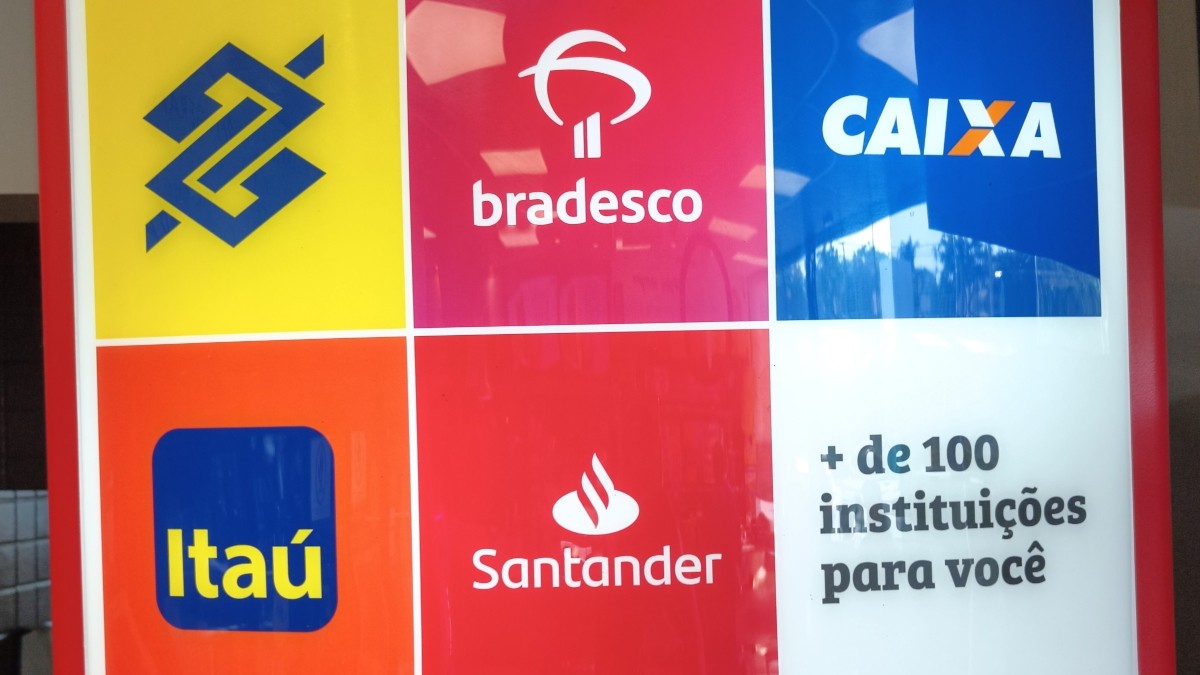A coisa só não ficou pior porque PETR4 fechou em leve alta e aliviou ao IBOV (Imagem: Shutterstock)