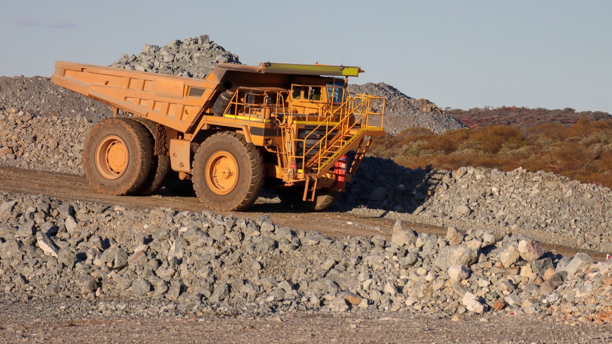Ações de mineradoras de terras raras chegam a subir +32% nesta terça-feira (Imagem: Shutterstock) Ações de mineradoras de terras raras chegam a subir +32% nesta terça-feira (Imagem: Shutterstock)