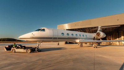 Atualmente, o aeroporto abriga mais de 170 aeronaves hangaradas (Imagem: Shutterstock) Atualmente, o aeroporto abriga mais de 170 aeronaves hangaradas (Imagem: Shutterstock)