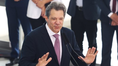 Para o ministro, a Selic está excessivamente restritiva (Imagem: Valter Campanato/Agência Brasil) Para o ministro, a Selic está excessivamente restritiva (Imagem: Valter Campanato/Agência Brasil)