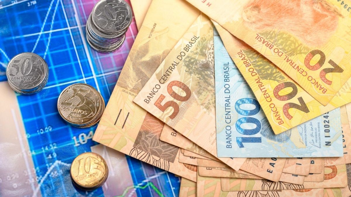 Se aprovada, a distribuição corresponderá a R$ 0,74 por ação ordinária e R$ 0,81 por ação preferencial (Imagem: Shutterstock) Se aprovada, a distribuição corresponderá a R$ 0,74 por ação ordinária e R$ 0,81 por ação preferencial (Imagem: Shutterstock)