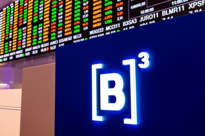 Ibovespa reflete o desempenho de dezenas de empresas que negociam ações na bolsa (Imagem: Shutterstock)