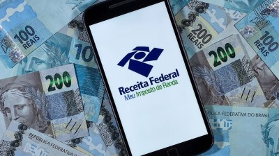 Segundo o Ministério da Fazenda, a nova regra pode beneficiar cerca de 25 milhões de brasileiros (Imagem: Shutterstock)