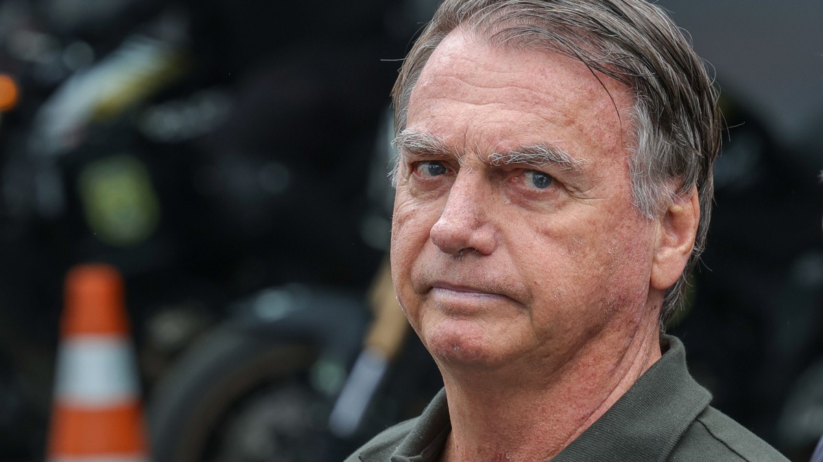 Bolsonaro foi condenado a 27 anos e 3 meses de prisão (Imagem: Agência Brasil/Fábio Pozzebom)