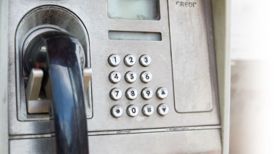 Justiça determinou a falência da Oi (Imagem: Shutterstock)