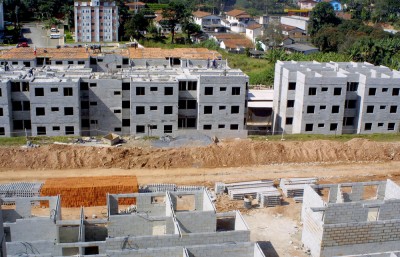 Casas e apartamento de grandes cidades serão beneficiadas com novo teto do programa (Imagem: Shutterstuck)