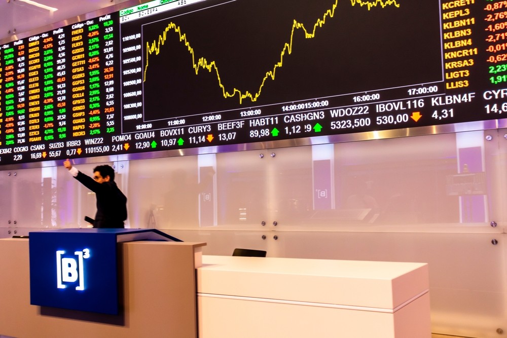 B3 reúne centenas de companhias de capital aberto (Imagem: Shutterstock)