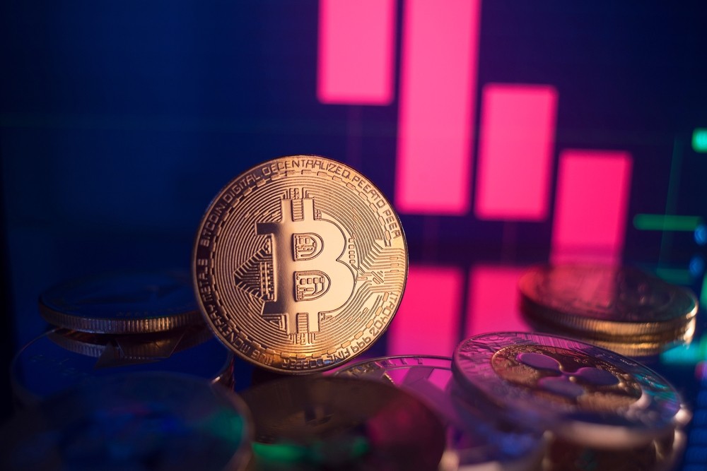 Bitcoin continua sendo o ativo digital de maior valor (Imagem: Shutterstock)