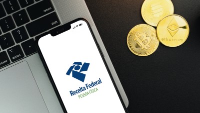 Entenda quais investidores de criptomoedas devem prestar informações em 2026 (Imagem: Shutterstock)