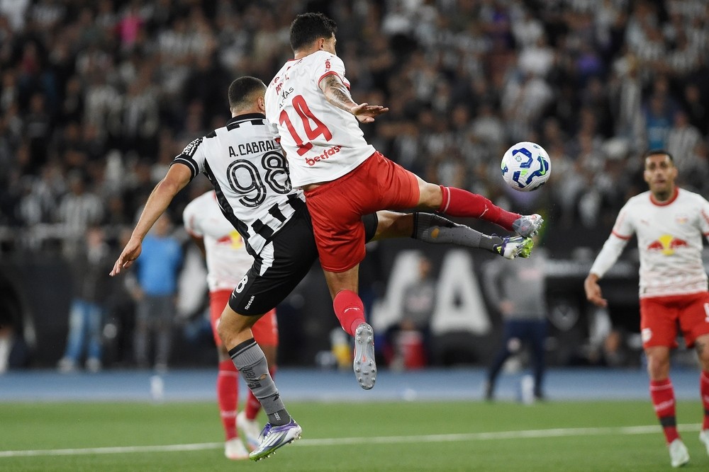 Futebol brasileiro é um dos mais prestigiados do mundo (Imagem: Shutterstock)